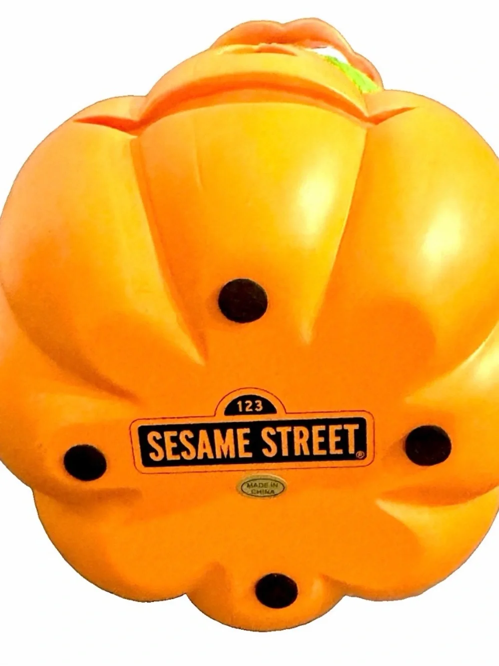 Sesame Street Oscar the Grouch Pumpkin Halloween 10” Figurine  New! So Cute!